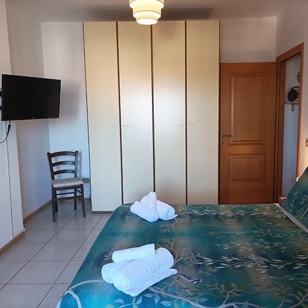 Gentarrubia - A Casa Nel Cuore Della Citta Oristano Luaran gambar