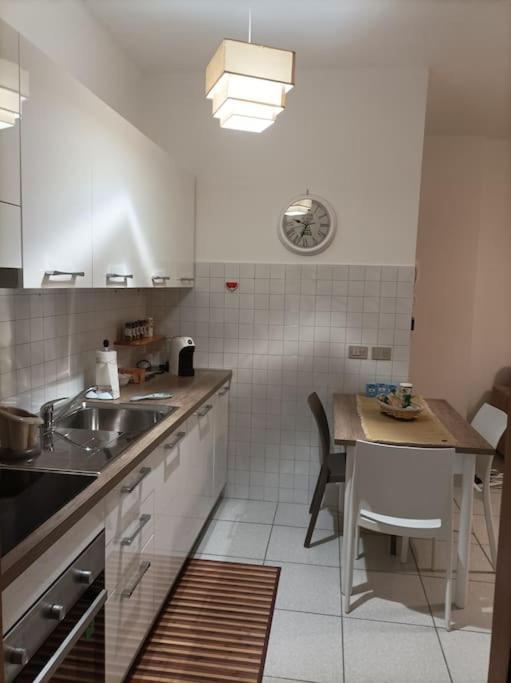 Gentarrubia - A Casa Nel Cuore Della Citta Oristano Luaran gambar