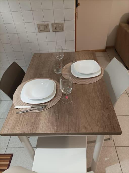 Gentarrubia - A Casa Nel Cuore Della Citta Oristano Luaran gambar