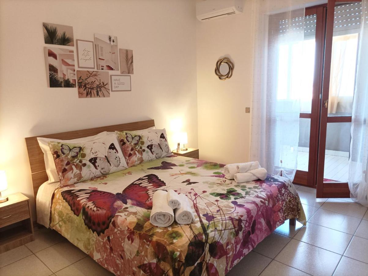 Gentarrubia - A Casa Nel Cuore Della Citta Oristano Luaran gambar