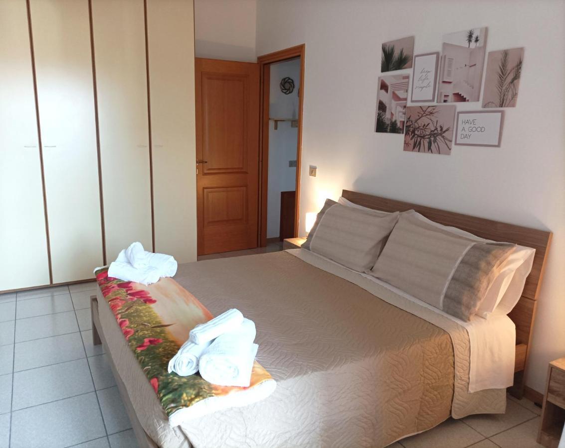 Gentarrubia - A Casa Nel Cuore Della Citta Oristano Luaran gambar